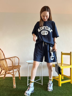 「mignon（ミニョン）のアイテム（スウェットパンツ）」を使った、mioさん（レディース・165cm）の夏コーディネート