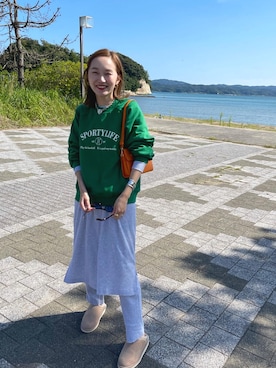 「mignon（ミニョン）のアイテム（スウェット）」を使った、mioさん（レディース・165cm）の秋コーディネート
