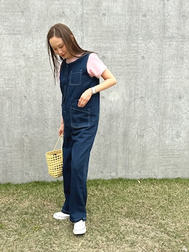 「mignon（ミニョン）のアイテム（オールインワン・サロペット）」を使った、mioさん（レディース・165cm）の春コーディネート