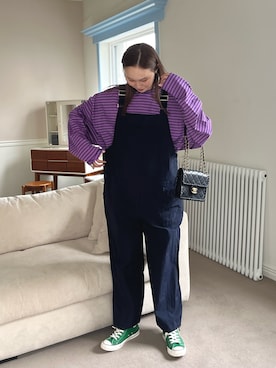 「mignon（ミニョン）のアイテム（オールインワン・サロペット）」を使った、mioさん（レディース・165cm）の冬コーディネート