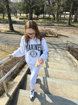 「mignon（ミニョン）のアイテム（スウェット）」を使った、mioさん（レディース・165cm）の春コーディネート