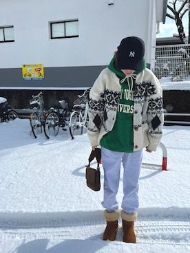 「mignon（ミニョン）のアイテム（スウェット）」を使った、mioさん（レディース・165cm）の冬コーディネート
