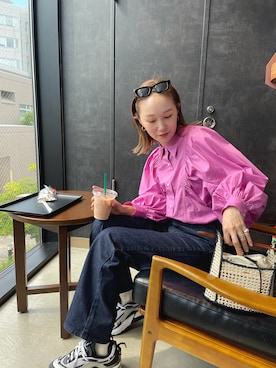 「mignon（ミニョン）のアイテム（デニムパンツ）」を使った、mioさん（レディース・165cm）の夏コーディネート