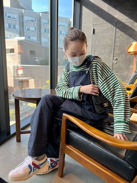 「mignon（ミニョン）のアイテム（オールインワン・サロペット）」を使った、mioさん（レディース・165cm）の春コーディネート