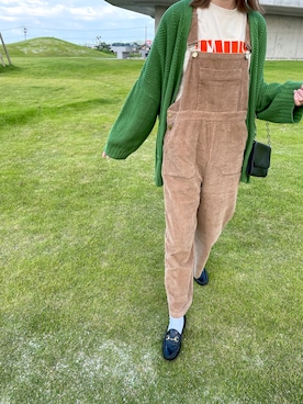 「mignon（ミニョン）のアイテム（オールインワン・サロペット）」を使った、mioさん（レディース・165cm）の秋コーディネート