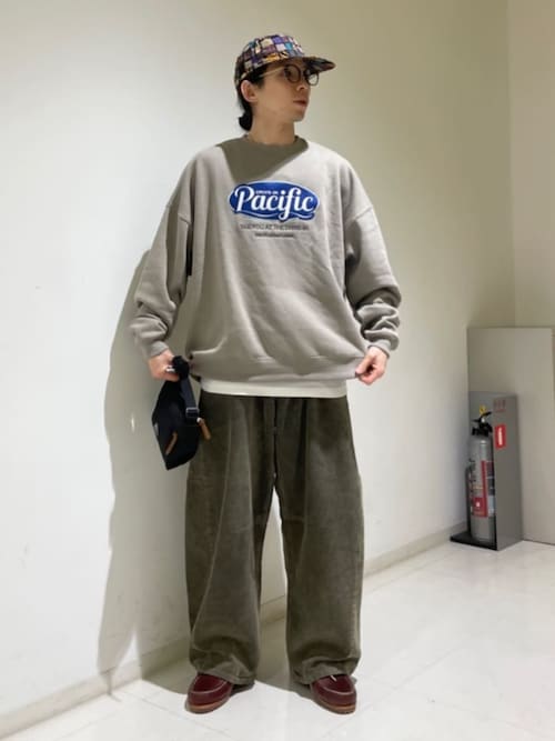ワイドシルエット ブリーチ加工 カーブ コーデュロイパンツ