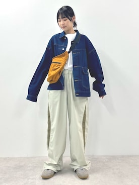 「FREAK'S STORE（フリークスストア）のアイテム（デニムジャケット）」を使った、FREAK'S STORE HEAD OFFICE MENさん（レディース・164cm）の春コーディネート