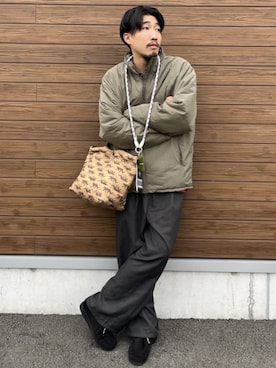 FREAK'S STORE HEAD OFFICE MENさんの「限定展開 ワイドシルエット スタプレツイル イージースラックス/ワイドスラックス」を使ったコーディネート