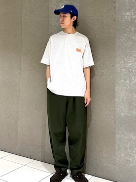 FREAK'S STORE HEAD OFFICE MENさんの「限定展開 Burger Factory×FREAK'S STORE/バーガーファクトリー 別注 ビッグシルエット バックプリント クルーネックTシャツ」を使ったコーディネート