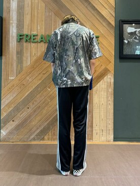 FREAK'S STORE HEAD OFFICE MENさん（メンズ・184cm）の春コーディネート