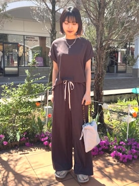 「FREAK'S STORE（フリークスストア）のアイテム（セットアップ）」を使った、FREAK'S STORE HEAD OFFICE WOMENさん（レディース・156cm）の春コーディネート