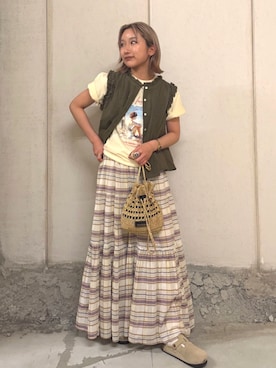 「FREAK'S STORE（フリークスストア）のTHEATRE PRODUCTS × FREAK'S STORE/シアタープロダクツ 別注ラメ メッシュ ショルダーバッグ/巾着バッグ（ショルダーバッグ、ゴールド系）」を使った、FREAK'S STORE HEAD OFFICE WOMENさん（レディース・159cm）の夏コーディネート