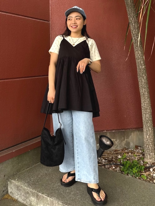 【BERSHKA】スタッズ付きフェイクスエードバッグ 4130/626/712 BERSHKA】スタッズ付きフェイクスエードバッグ 4130/626/712