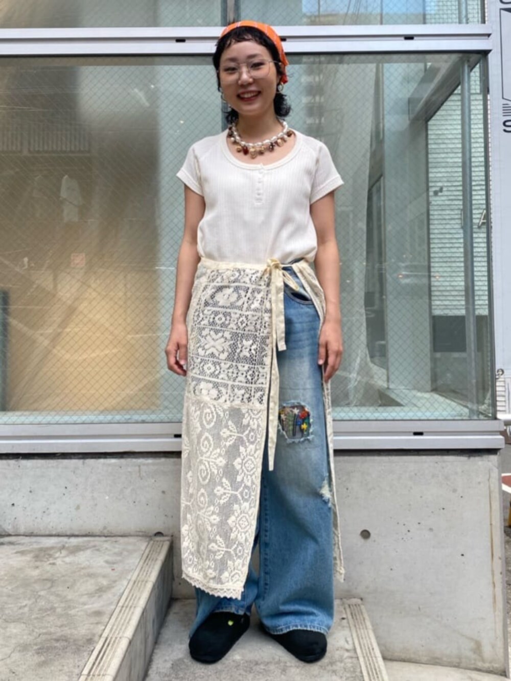 Freada（フリーダ）の「Freada/フリーダ フラワー刺繍ワイドデニム