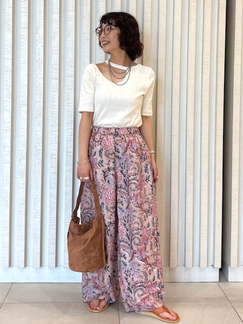 【BERSHKA】スタッズ付きフェイクスエードバッグ 4115/175/700 カジュアルフェイクスエードショルダーバッグ | ファッション