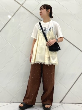 「FREAK'S STORE（フリークスストア）のレースキャミ ドッキングTシャツ/レイヤードデザインTシャツ（Tシャツ/カットソー、ホワイト系）」を使った、FREAK'S STORE HEAD OFFICE WOMENさん（レディース・160cm）の春コーディネート