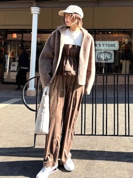 「POLeR（ポーラー）のアイテム」を使った、FREAK'S STORE HEAD OFFICE WOMENさん（レディース・160cm）の冬コーディネート
