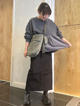 「FREAK'S STORE（フリークスストア）のアイテム（スカート）」を使った、FREAK'S STORE HEAD OFFICE WOMENさん（レディース・161cm）の秋コーディネート