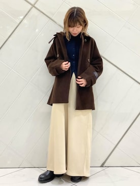 「アイテム（ステンカラーコート）」を使った、FREAK'S STORE HEAD OFFICE WOMENさん（レディース・159cm）の秋コーディネート