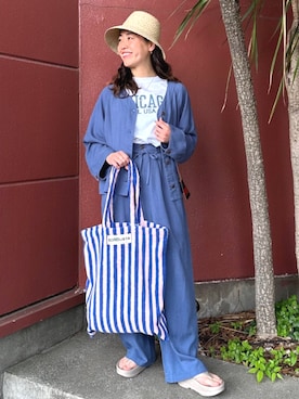 「FREAK'S STORE（フリークスストア）のRED KAP × FREAK'S STORE/レッドキャップ 別注 リネンレーヨンノーカラーVネックジャケット＜セットアップ対応＞（ノーカラージャケット、ブルー系）」を使った、FREAK'S STORE HEAD OFFICE WOMENさん（レディース・160cm）の春コーディネート