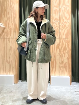 「FREAK'S STORE（フリークスストア）のTHEATRE PRODUCTS × FREAK'S STORE/シアタープロダクツ 別注 ジャガードテープ ボディバッグ（ショルダーバッグ）」を使った、FREAK'S STORE HEAD OFFICE WOMENさん（レディース・159cm）の秋コーディネート