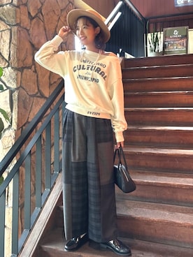 「Freada（フリーダ）のアイテム（パンツ）」を使った、FREAK'S STORE HEAD OFFICE WOMENさん（レディース・168cm）の秋コーディネート