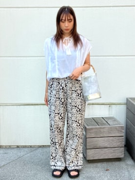 「FREAK'S STORE（フリークスストア）のアイテム（ハンドバッグ）」を使った、FREAK'S STORE HEAD OFFICE WOMENさん（レディース・166cm）の夏コーディネート