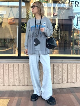 「アイテム（コインケース）」を使った、FREAK'S STORE HEAD OFFICE WOMENさん（レディース・160cm）の秋コーディネート