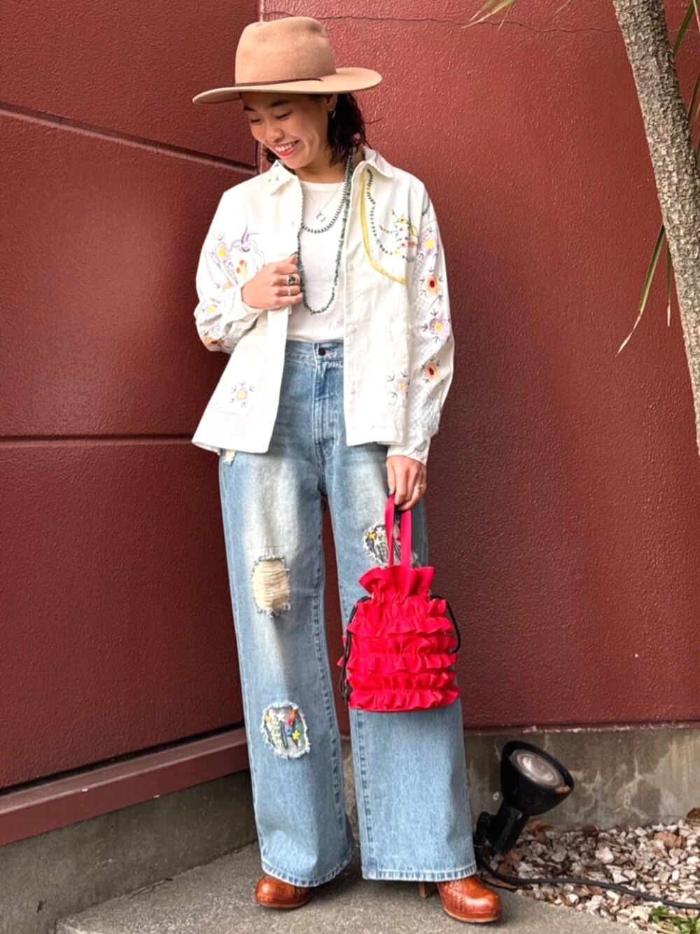 Freada/フリーダ アンブレラ ヨーク 刺繍 シャツジャケットを使った