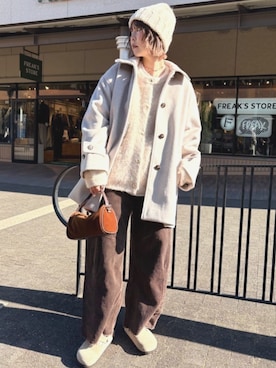 「アイテム（ステンカラーコート）」を使った、FREAK'S STORE HEAD OFFICE WOMENさん（レディース・160cm）の冬コーディネート