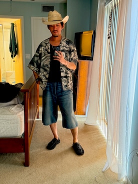 「KEEN（キーン）のアイテム」を使った、Tk Arkさん（メンズ・173cm）の夏コーディネート