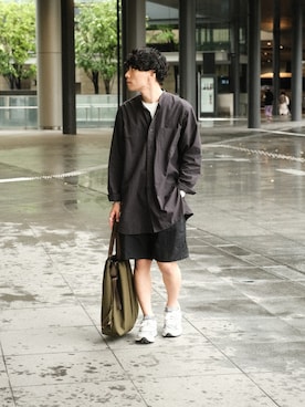 「NEW BALANCE（ニューバランス）のアイテム（スニーカー、グレー系）」を使った、shunさん（メンズ・170cm）の夏コーディネート