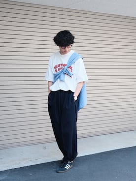 「blurhms（ブラームス）のblurhmsROOTSTOCK | ロゴTシャツ HEAVY METAL MEN（Tシャツ/カットソー、ホワイト系）」を使った、shunさん（メンズ・170cm）の春コーディネート