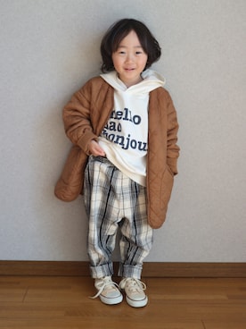 「アイテム（パーカー）」を使った、Su,Um,Riさん（キッズ・100cm）の冬コーディネート