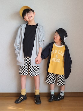 「アイテム（パーカー）」を使った、Su,Um,Riさん（キッズ・130cm）の春コーディネート