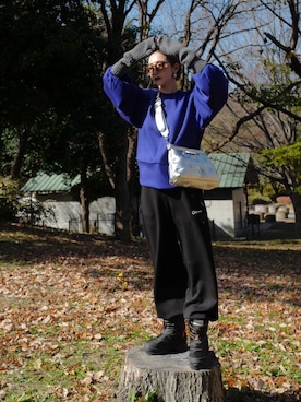 「ブーツスタイル」｜「アイテム（スウェットパンツ）」を使った、荻原桃子さん（レディース・161cm）の冬コーディネート
