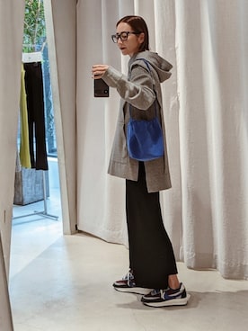 「UNDERCOVER（アンダーカバー）のアイテム」を使った、荻原桃子さん（レディース・161cm）の秋コーディネート