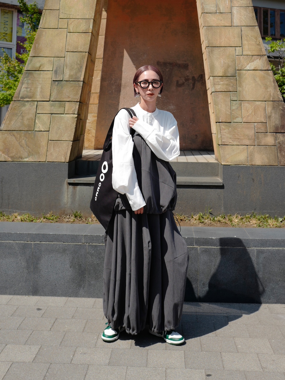 【新品札付き】OMMO荻原桃子　ノースリーブミドルMA1 黒 新品札付き】OMMO荻原桃子ノースリーブミドルMA1 黒