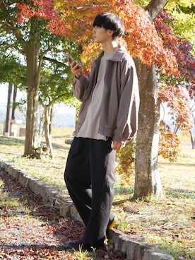 「ベージュ×ブラック」｜「アイテム（ブルゾン）」を使った、uchiさん（メンズ・177cm）の秋コーディネート