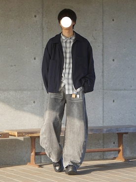 「アイテム（スニーカー）」を使った、uchiさん（メンズ・177cm）の秋コーディネート