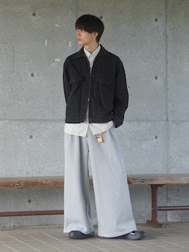 「アイテム（スウェットパンツ）」を使った、uchiさん（メンズ・177cm）の秋コーディネート