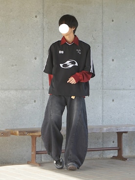 「mushwear（マッシュウェア）のワイドバギー ウォッシュドデニムパンツ（デニムパンツ）」を使った、uchiさん（メンズ・177cm・20代）の秋コーディネート
