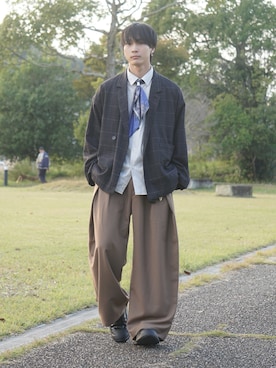 「アイテム（バンダナ/スカーフ）」を使った、uchiさん（メンズ・177cm）の秋コーディネート