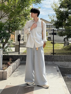 「アイテム（財布/小物）」を使った、uchiさん（メンズ・177cm・20代）の秋コーディネート