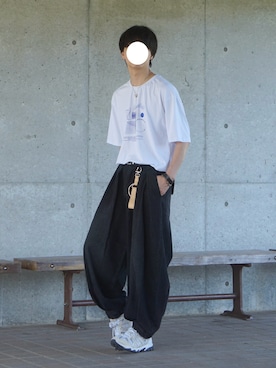 「アイテム（キーケース/キーアクセサリー、ブラック系）」を使った、uchiさん（メンズ・177cm）の夏コーディネート