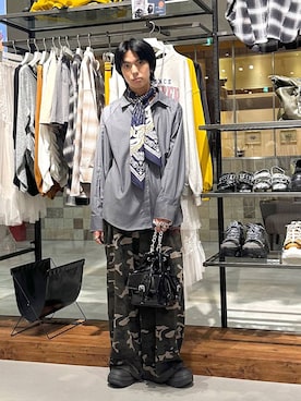 「アイテム（ストール/ショール）」を使った、かなうさん（メンズ・172cm）の秋コーディネート