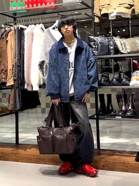 「アイテム（ボストンバッグ）」を使った、かなうさん（メンズ・172cm）の秋コーディネート