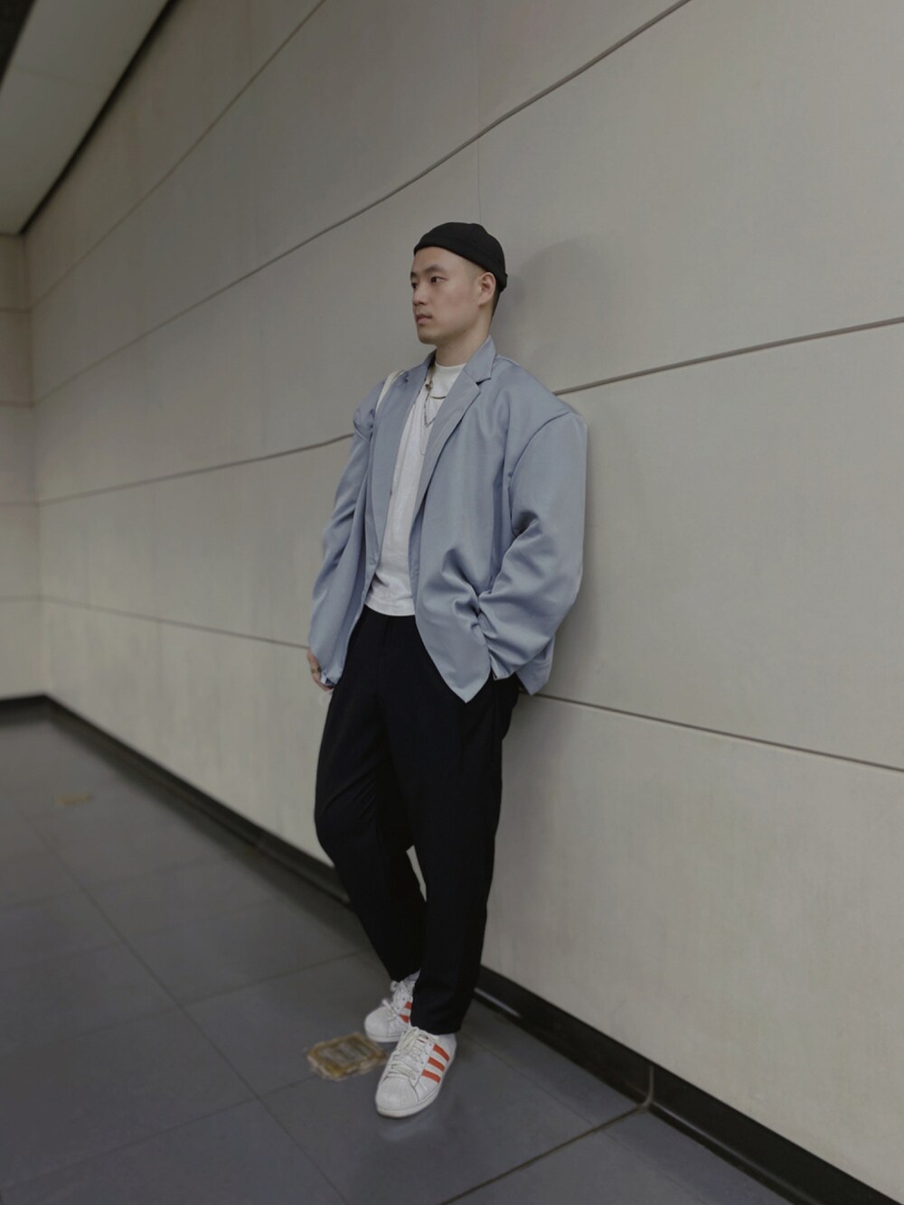 「秋のコーデ」｜「kutirのダブルジャケット　setup（テーラードジャケット、グレー系）」を使った、aaronyaoさん（メンズ・167cm）の秋コーディネートの1枚目の写真