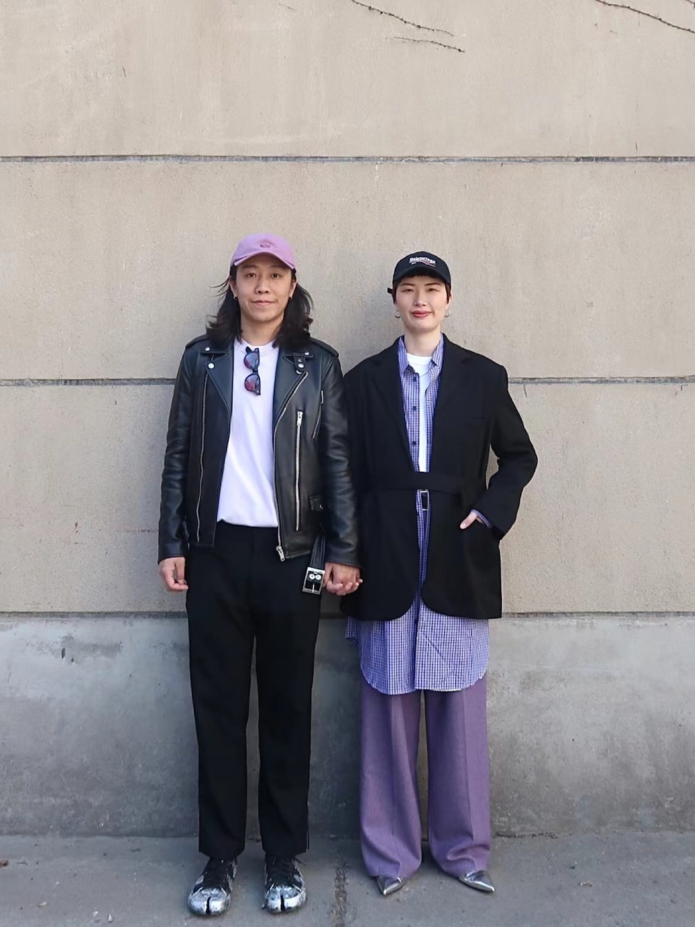 BALENCIAGAのパンプスを使った人気ファッションコーディネート