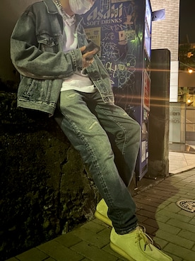 「clarks」｜「アイテム（デニムジャケット）」を使った、しんふぉに。さん（メンズ・172cm）の冬コーディネート